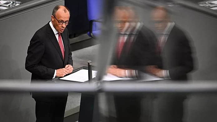 Merz esboza sus planes de Defensa ante el Bundestag