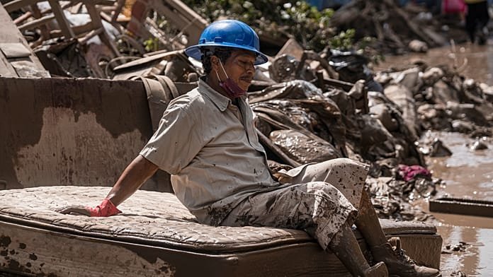Con unas 100.000 viviendas afectadas, México acelera la búsqueda de desaparecidos por las lluvias