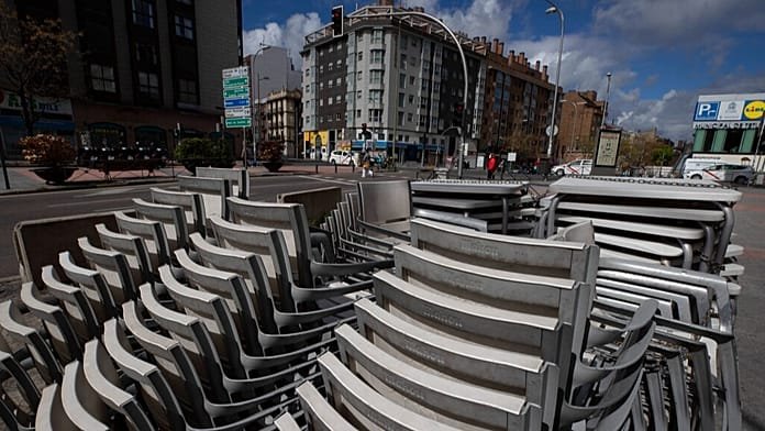Detenida una banda por el robo de 1.000 sillas de restaurantes y terrazas en España