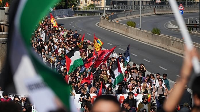 Regresan 7 activistas de la Flotilla a Italia: otros 131 han sido expulsados a Jordania