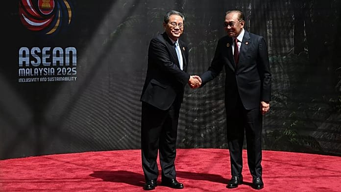 China amplía un tratado de libre comercio con varias naciones del Sudeste Asiático