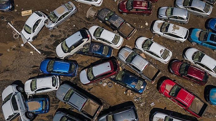 Las lluvias de la DANA Alice torrenciales inundan Tarragona y atrapan a personas en coches y bajos