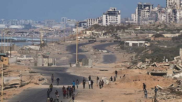 Israel continúa bombardeos en Gaza a pesar del anuncio de alto el fuego