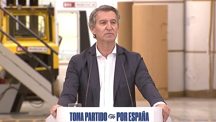 Feijoó y su lucha por conseguir el voto de los autónomos con promesas fiscales