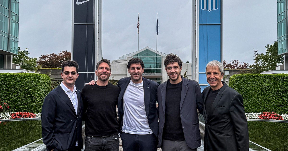 Racing anunció que cambia de marca de camiseta: firmó con Nike por tres años y el deseo que sea "de por vida"