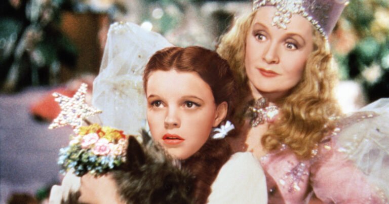 Vuelve El Mago de Oz: un rodaje con drogas, accidentes, un actor alcoholizado y sopapos y acoso sexual a Judy Garland