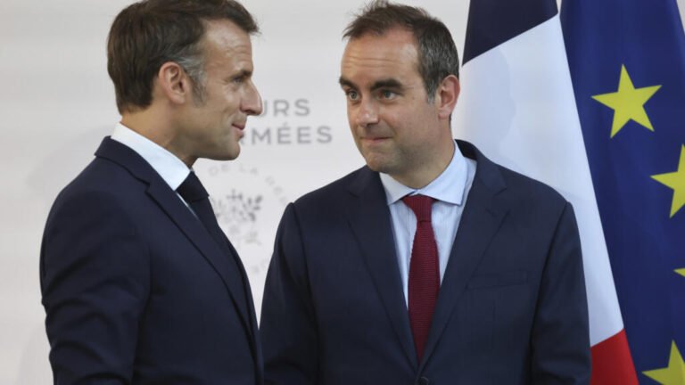 "Acepto por obligación": Macron pide a Lecornu que vuelva a intentar formar gobierno