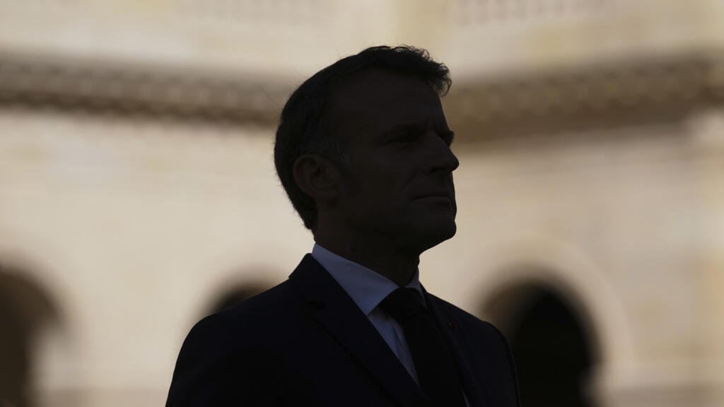 Francia, al borde del precipicio político:¿la solución será el sexto primer ministro?