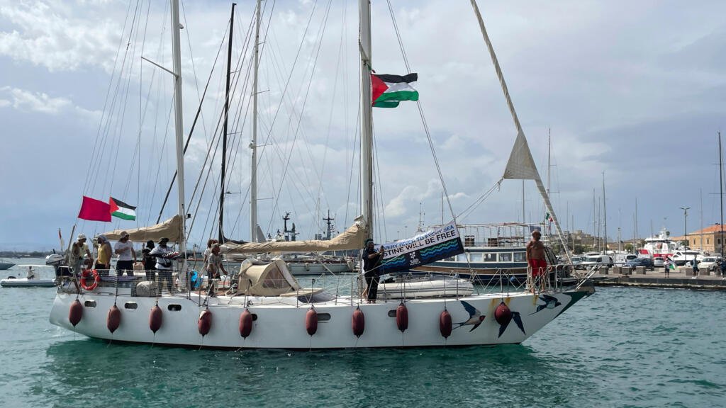 Varios barcos de la Flotilla para Gaza interceptados y algunos de sus miembros detenidos por Israel