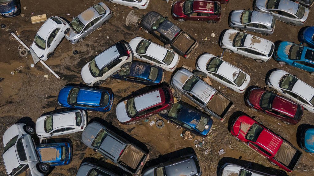 Al menos 64 personas muertas y 60 desaparecidas por lluvias torrenciales en México