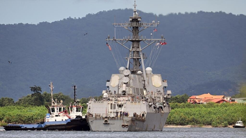 Buque de guerra estadounidense arriba a Trinidad y Tobago; Washington aumenta presión en el Caribe
