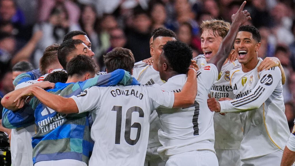 Lamine desdibujado y Vinicius inspirado: Real Madrid rompe la mala racha y domina el clásico ante Barcleona