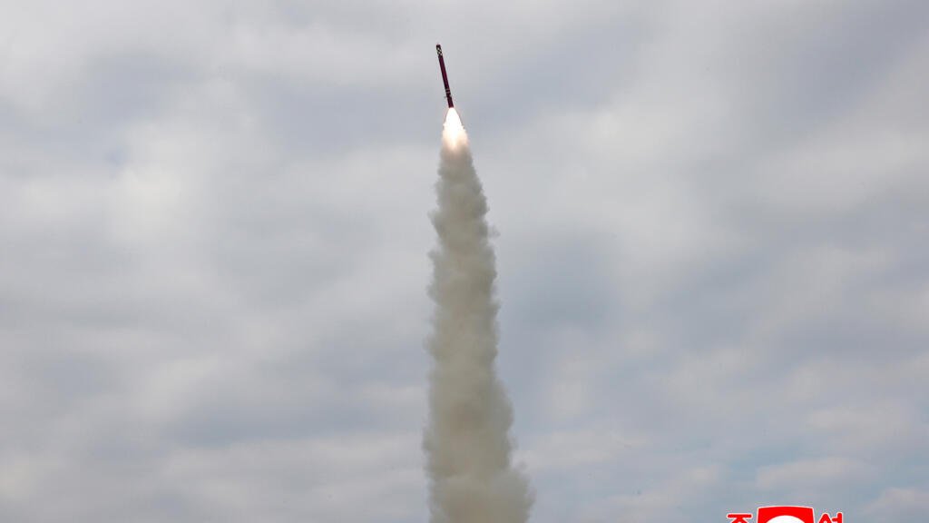 Corea del Norte lanza misiles de crucero antes de la llegada de Trump a Corea del Sur