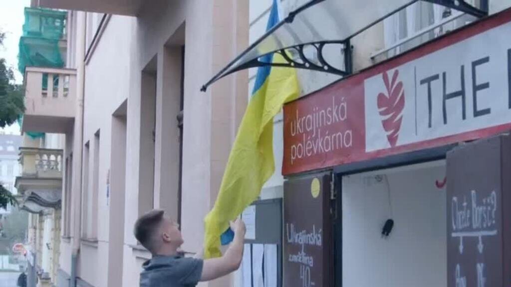 Refugiados ucranianos, tema de campaña electoral de extrema derecha en República Checa