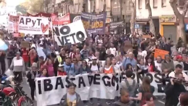 Economía, bandera del Gobierno Milei y motivo de descontento de miles de argentinos
