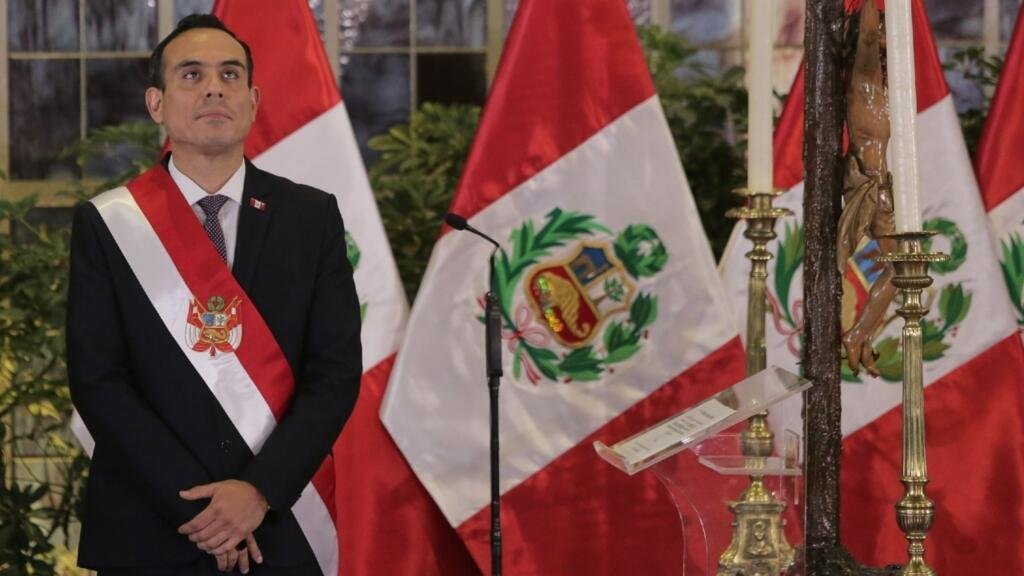 Presidente de Perú declara estado de emergencia en Lima por 30 días ante la ola de inseguridad