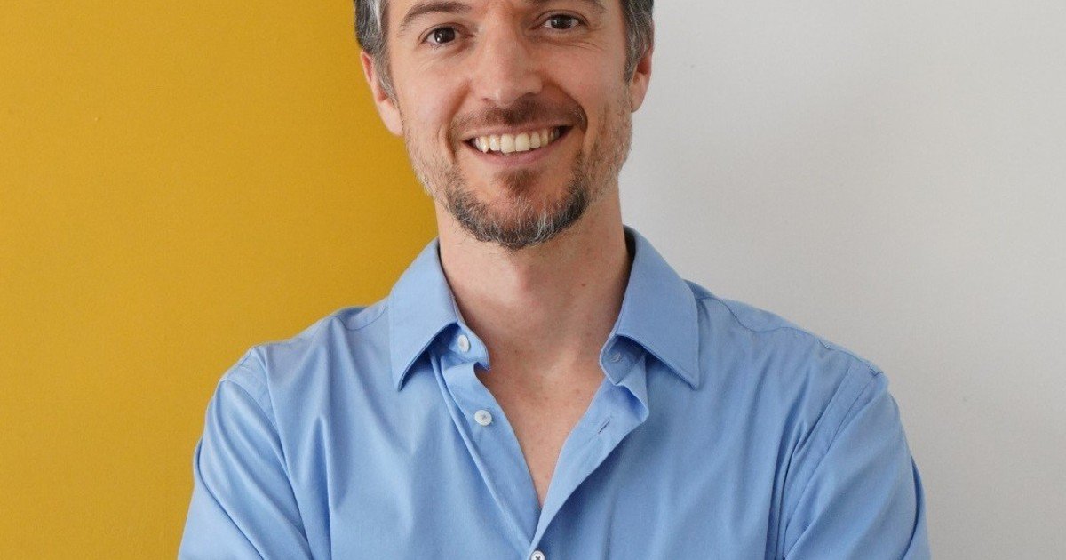 "Cuando tu intestino se desordena, el ánimo lo siente", dice el médico que propone "escuchar a la panza" para vivir mejor