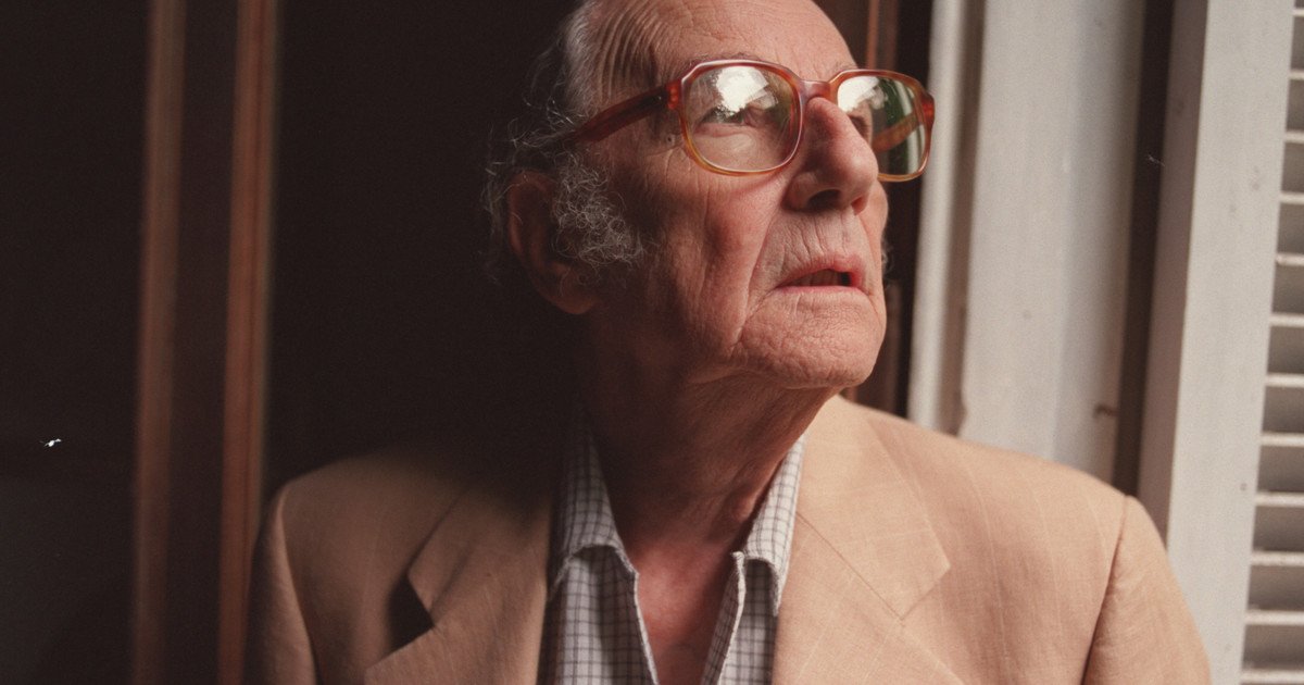 Rinden homenaje al historiador Félix Luna, a cien años de su nacimiento