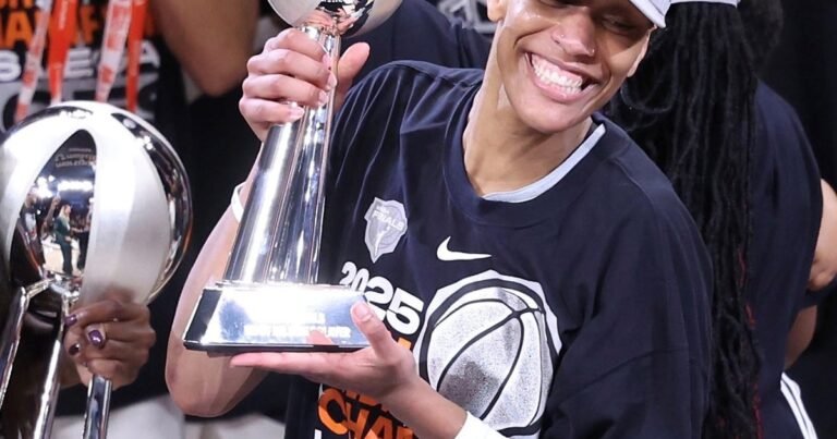 A'ja Wilson, la reina del básquetbol que es una máquina de ganar títulos y ejemplo de lucha al convivir con la dislexia