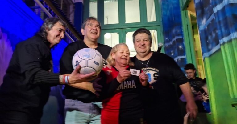 El recuerdo de Diego Maradona en su cumpleaños 65: homenajes, festivales y hasta un congreso internacional en la UBA