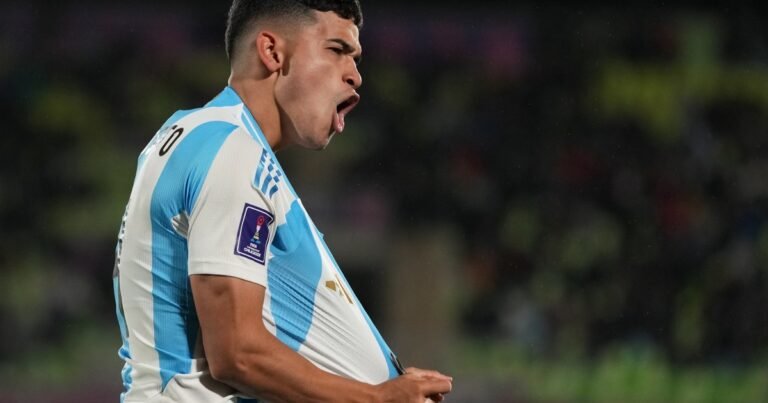 El gol mágico de Dylan Gorosito para que Argentina derrote a Italia y tenga un cierre perfecto en su grupo del Mundial Sub 20