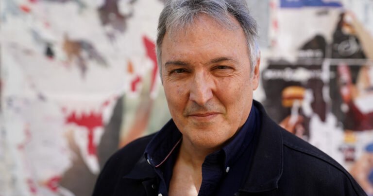 Carlos Zanón en Buenos Aires: "Me preocupa darle rango de cotidiano al delirio"