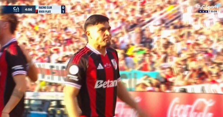 Maxi Salas, el más apuntado en Rosario: pasó de los insultos de los hinchas de Racing a marcar el gol de River en pocos minutos