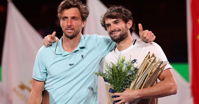 Valentin Vacherot ganó el duelo de primos para hacer historia en Shanghai: es el campeón de Masters 1000 con el ranking más bajo