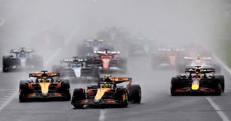 El atrapante mano a mano entre Norris, Piastri y Verstappen por la corona de la Fórmula 1: las  siete definiciones más apretadas del siglo XXI