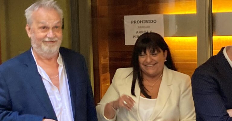 David Lebón se casó a los 73 años con su manager: la historia de amor y la emotiva ceremonia con testigos famosos
