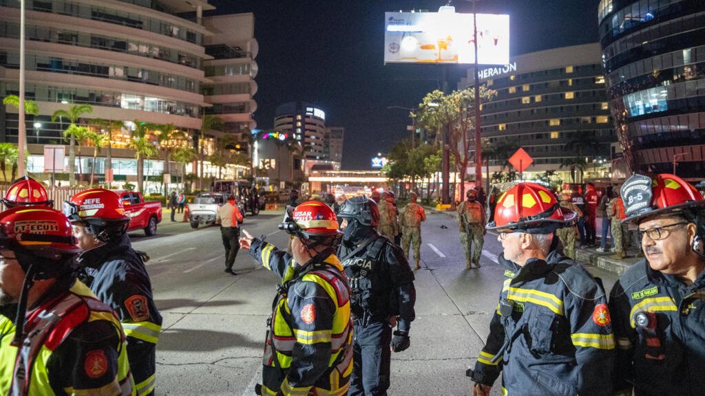 Ecuador: investigan las explosiones en dos puentes tras el estallido de un vehículo en Guayaquil