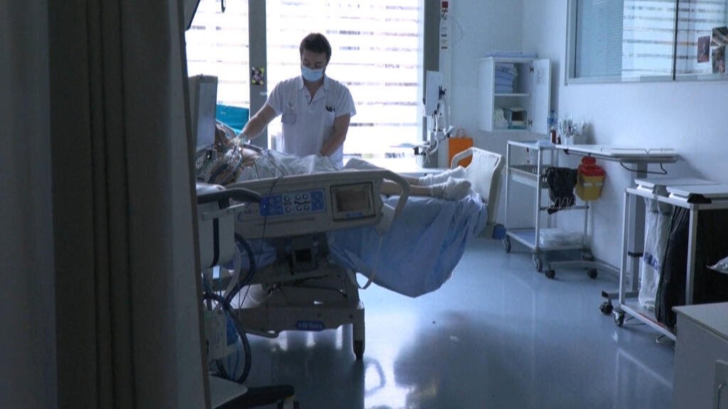 Uruguay aprueba la primera ley de la eutanasia en América Latina