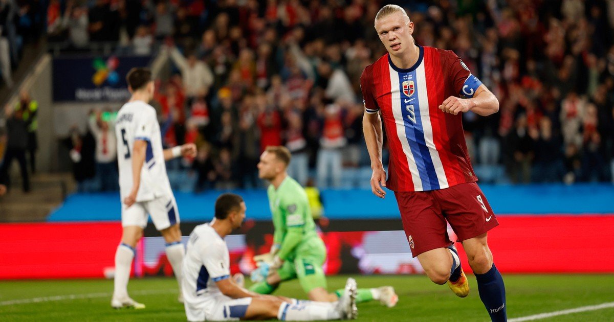 El increíble Haaland lo hizo otra vez: metió un triplete (y falló dos veces un penal) para la brutal goleada de Noruega sobre Israel