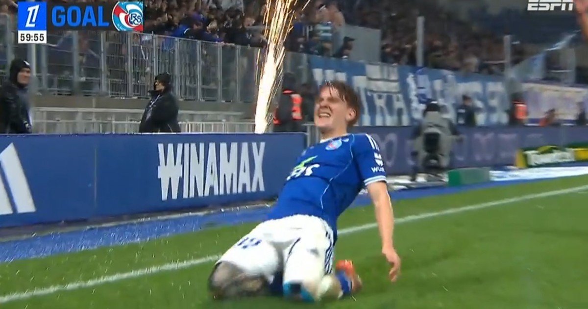 El Colo Barco marcó su primer tanto en Europa y con Panichelli le dieron forma a la goleada del Racing de Estrasburgo