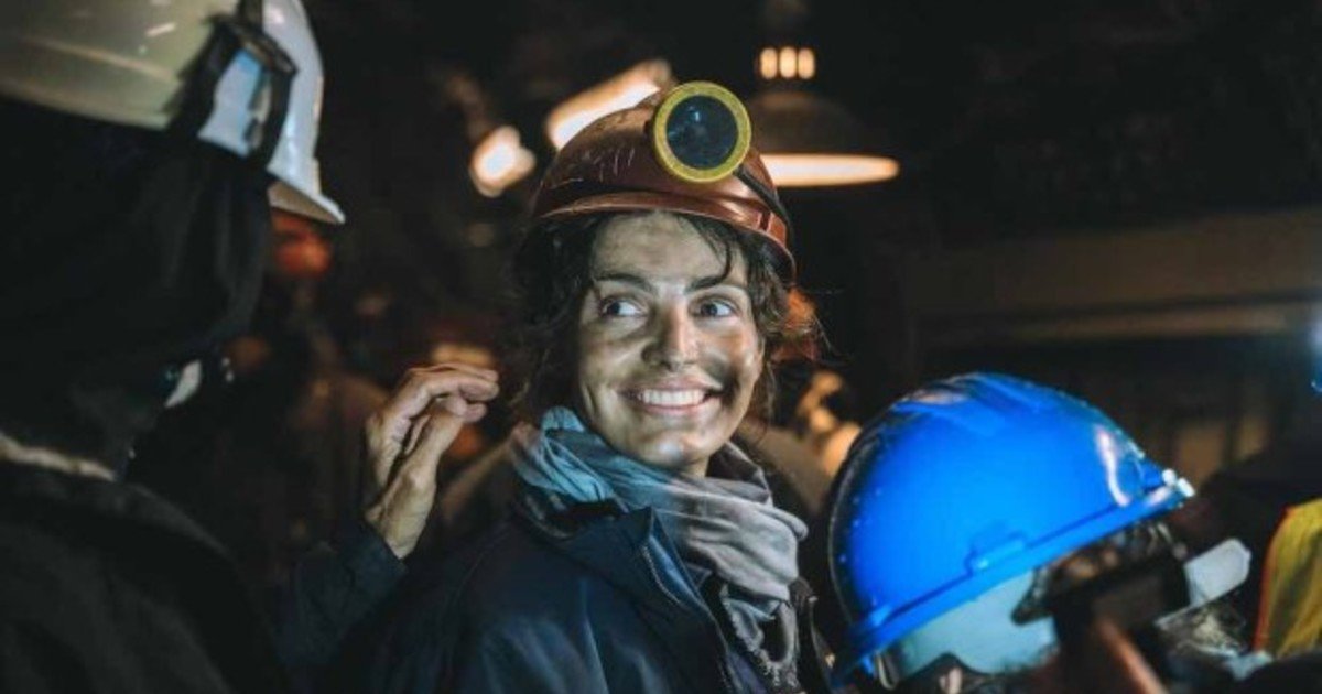 Miss Carbón, la historia de una mujer trans, y minera, contada con firmeza y fiereza por Agustina Macri