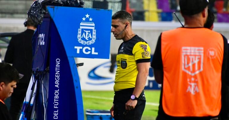 Un árbitro que arrastra polémicas fue elegido para dirigir River vs Independiente Rivadavia por las semifinales de la Copa Argentina