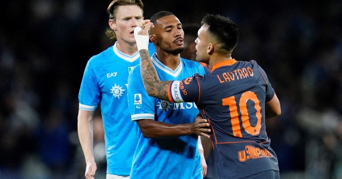 Inter perdió con Napoli y Lautaro Martínez tuvo un picante cruce con Antonio Conte, su anterior DT: "Sos ca..."