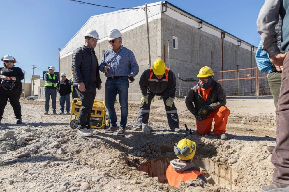 Iniciaron la obra del colector cloacal Concejal Ávila para más de 1400 familias