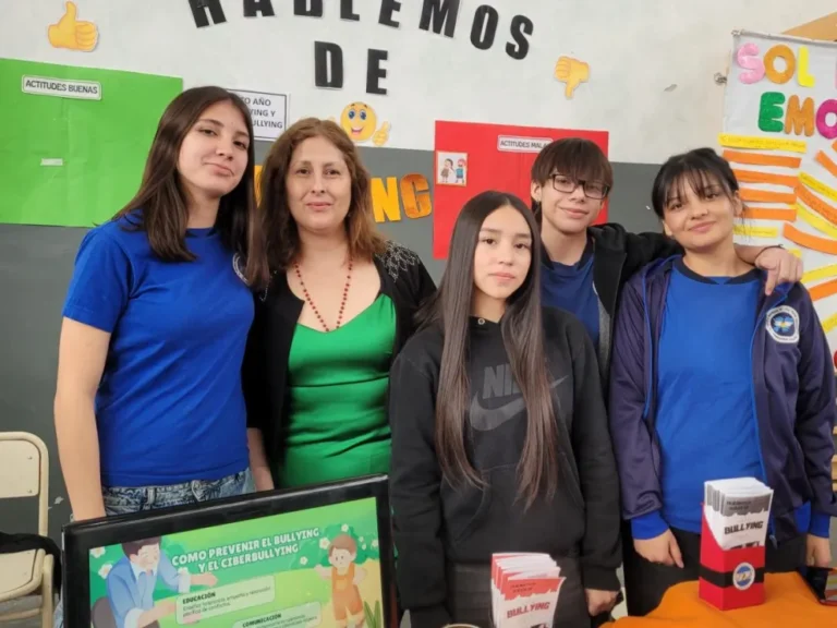 Se realizó la 1.º Feria Integral de Bienestar y Convivencia Adolescente en la Escuela 731