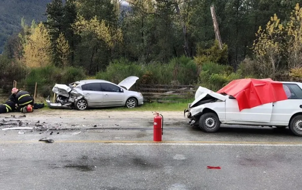 Fatal accidente en Lago Puelo: un muerto y varios heridos