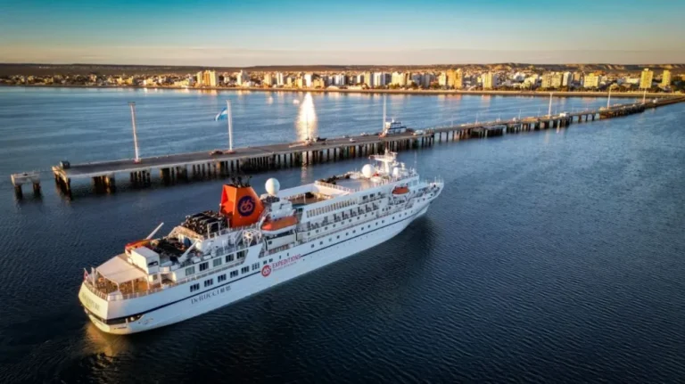 Chubut recibió al segundo crucero de la temporada en Puerto Madryn