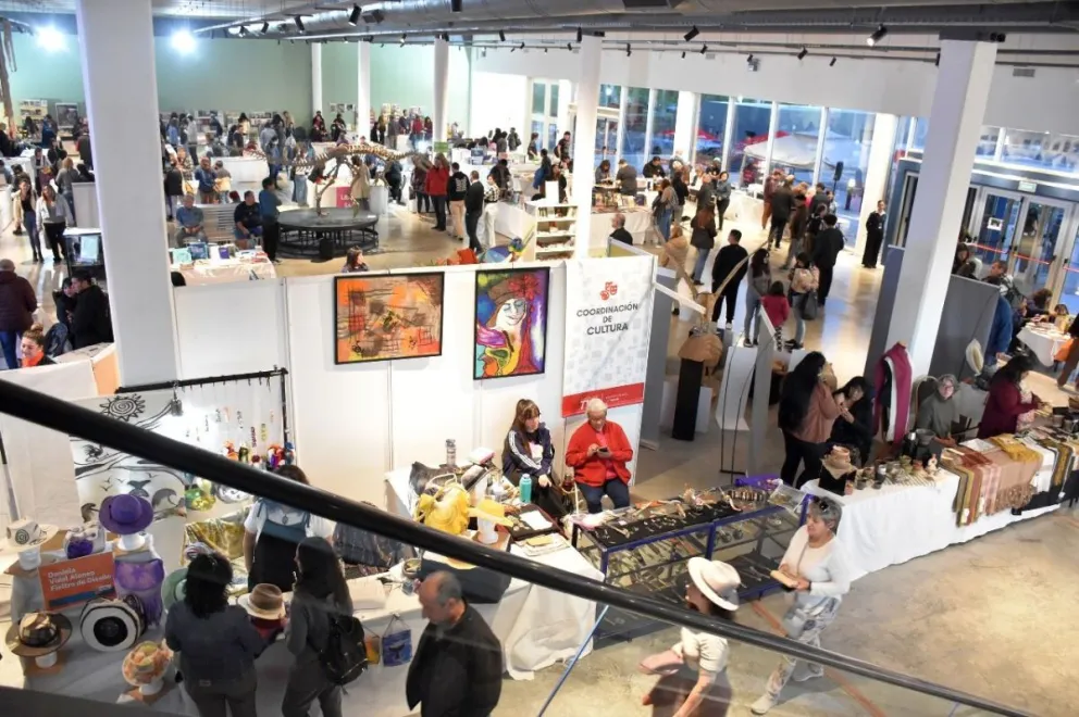 Trelew: Más de 15 mil personas disfrutaron de la 2º Feria del Libro y las Artes