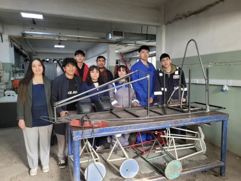 Alumnos de la Escuela 749 construyen un karting para competir a nivel nacional