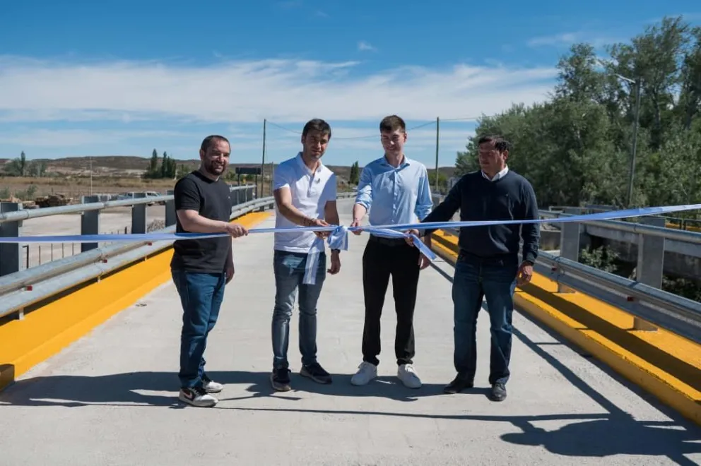 Torres inauguró el puente de 28 de Julio, paralizado por más de una década, y pidió “gobernar sin mezquindades políticas”