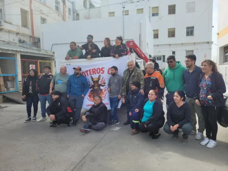Moteros entregaron donaciones a los hospitales Regional y Alvear