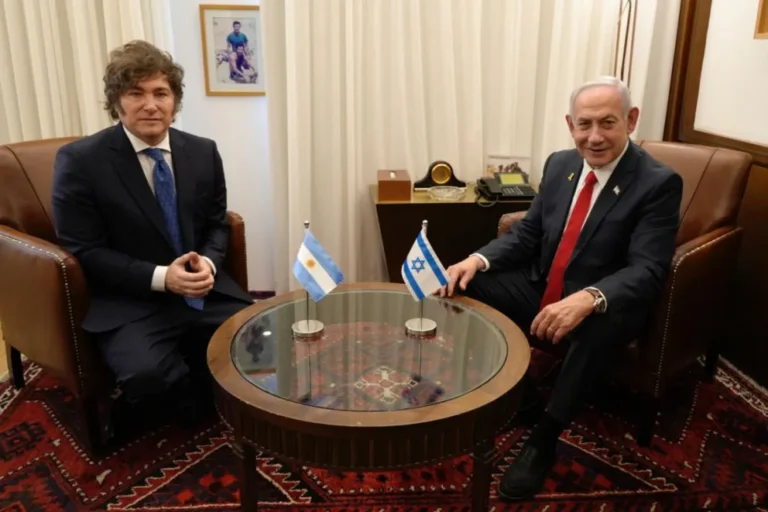 Netanyahu felicitó a Milei tras la victoria en las legislativas: “Te atreviste y ganaste”