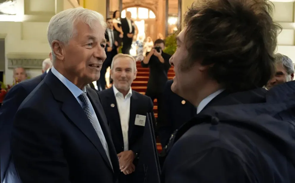 Milei se reunió con el CEO de JP Morgan en plena veda electoral  