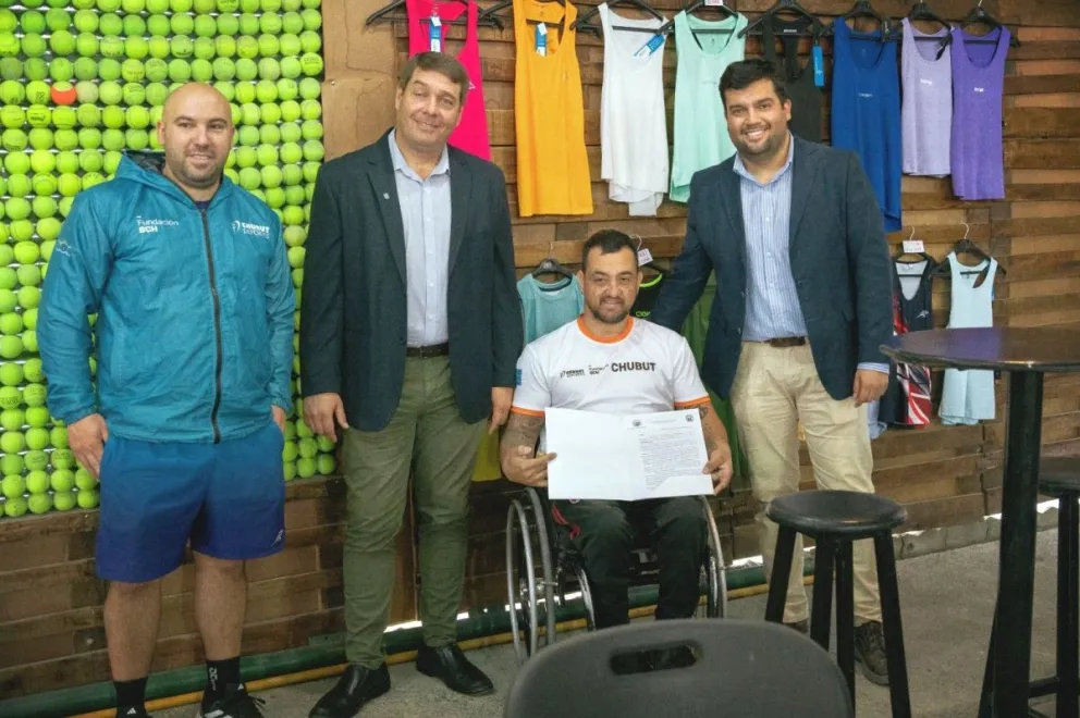 Gonzalo Germillac es  el primer jugador de Chubut en el Nacional de Pádel Adaptado y representará a Rawson