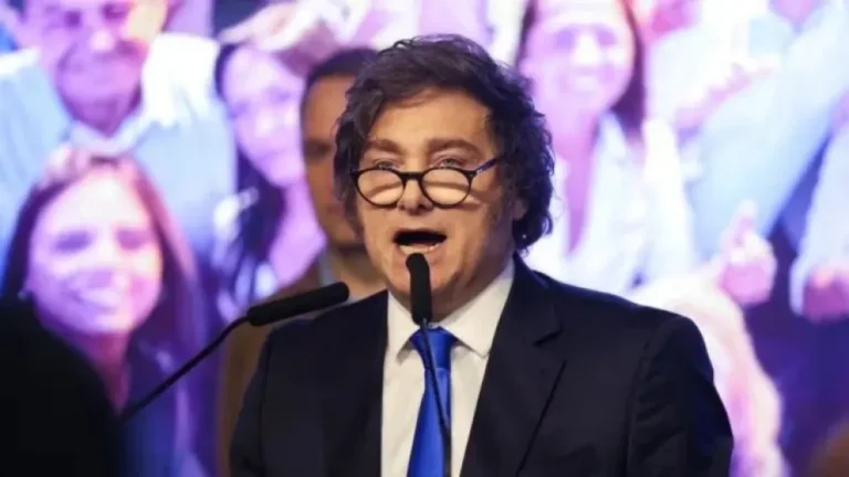 Milei viajará a Bolivia, EE.UU. y Corrientes en noviembre