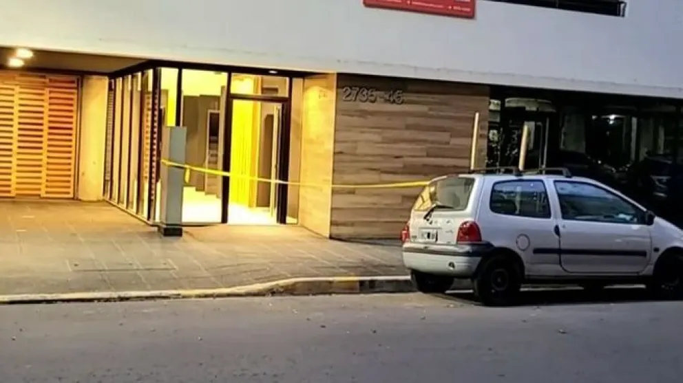 Nueve jóvenes rescatados tras la caída de un ascensor desde el séptimo piso